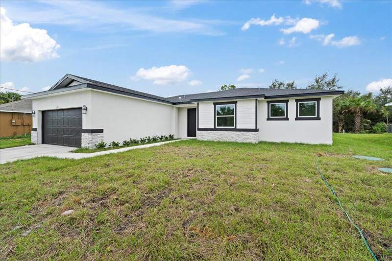 4 bedroom Single Family Residence at 5968 Birch Drive, Indian River Estates Unit 8, Fort Pierce — photo 2