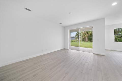 5968 Birch Drive, Fort Pierce FL - photo 7 of 30
