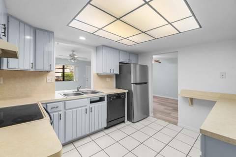 1779 NE 39th Court #1106, Pompano Beach FL - photo 16 of 29