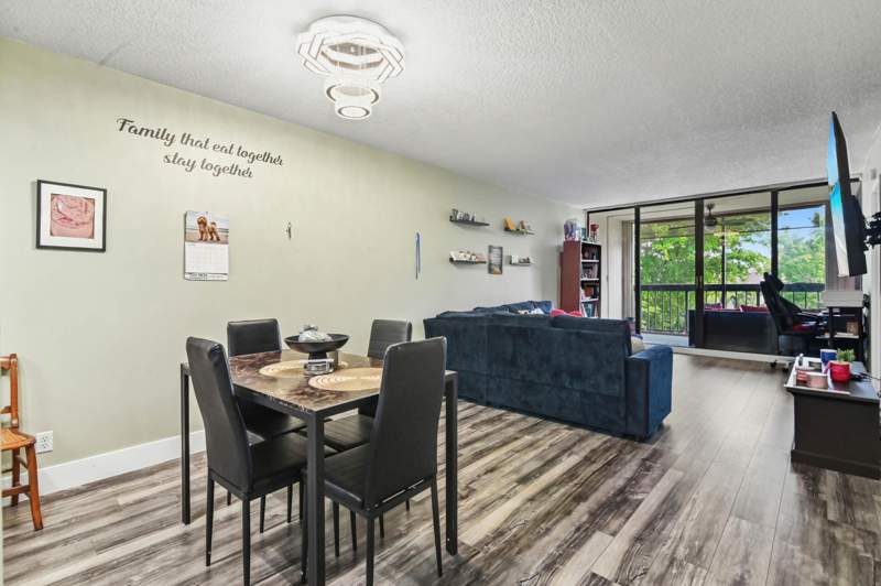 2 bedroom Condominium at 8441 Forest Hills Drive #306, Greenglades, Coral Springs — photo 5