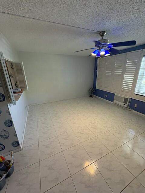81 Farnham D #81, Deerfield Beach FL - photo 9 of 24