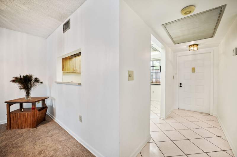 2 bedroom Condominium at 900 Colony Point Circle #121, Colony Point 1 Condo, Pembroke Pines — photo 4