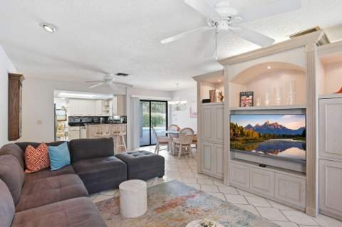 4281 Sugar Pine Drive, Boca Raton FL - photo 9 of 27