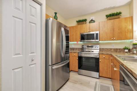 3725 Oleander Terrace, Riviera Beach FL - photo 6 of 22