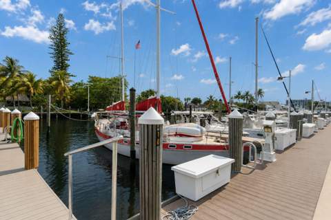 2731 NE 14th St Causeway #115, Pompano Beach FL - photo 24 of 37