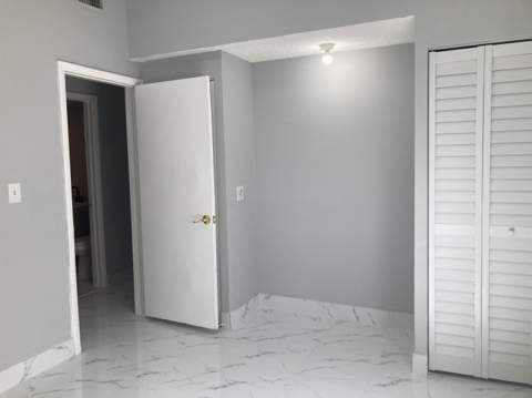 3630 SW 46th Avenue, West Park FL - photo 12 of 31