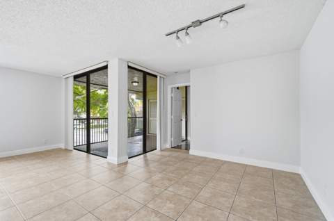 2486 NW 49th Terrace #762, Coconut Creek FL - photo 13 of 46