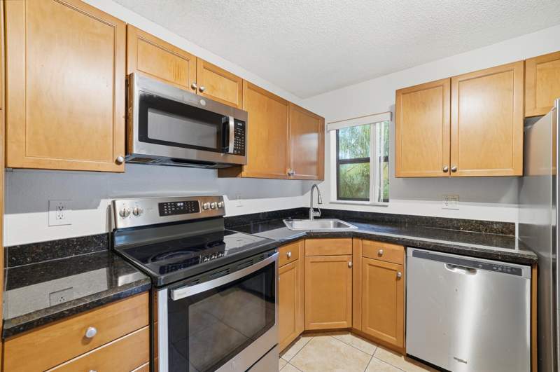 3 bedroom Condominium at 2486 NW 49th Terrace #762, Centerpointe Condo, Coconut Creek — photo 3