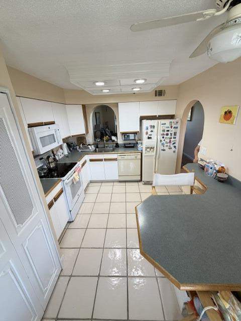 4570 NW 18th Avenue #606, Deerfield Beach FL - photo 16 of 21