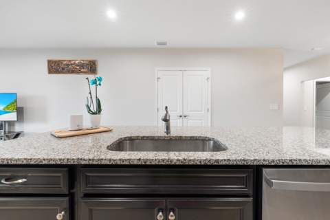 9526 SW Libertas Way, Port St. Lucie FL - photo 7 of 45