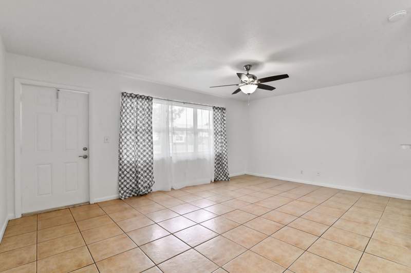 1 bedroom Condominium at 149 Coventry #G, Century Village - Coventry, West Palm Beach — photo 2