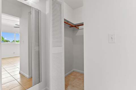149 Coventry #G, West Palm Beach FL - photo 12 of 21