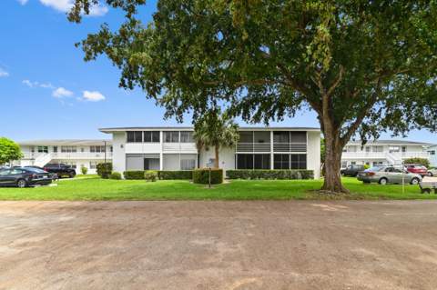 149 Coventry #G, West Palm Beach FL - photo 20 of 21