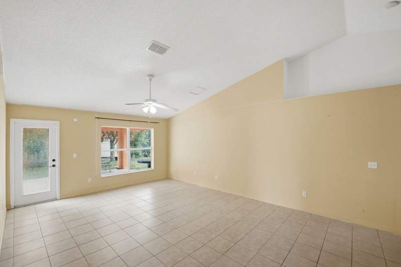 4 bedroom Single Family Residence at 1692 SW Lofgren Avenue, Port St Lucie Section 19, Port St. Lucie — photo 5