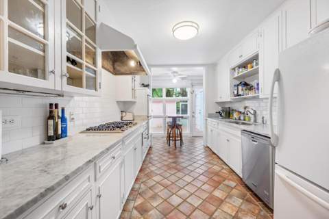 258 Pendleton Avenue, Palm Beach FL - photo 14 of 39