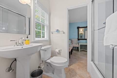 258 Pendleton Avenue, Palm Beach FL - photo 23 of 39
