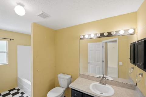 1692 SW Lofgren Avenue, Port St. Lucie FL - photo 24 of 59