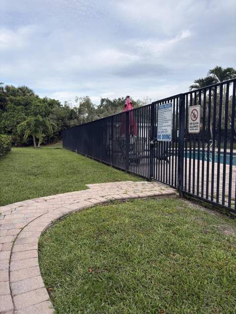 72 Fairway Lane, Royal Palm Beach FL - photo 16 of 18