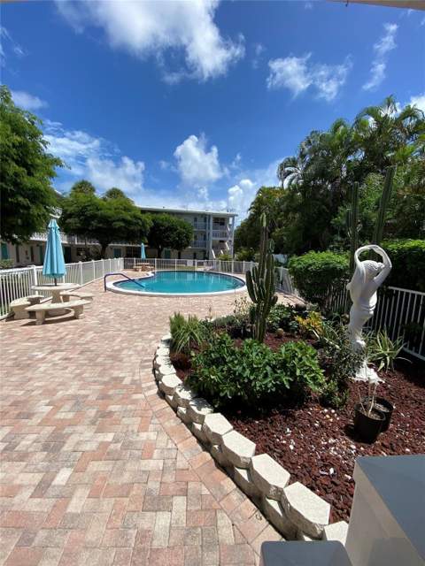 224 Hibiscus Avenue #253, Lauderdale-By-The-Sea FL - photo 24 of 34