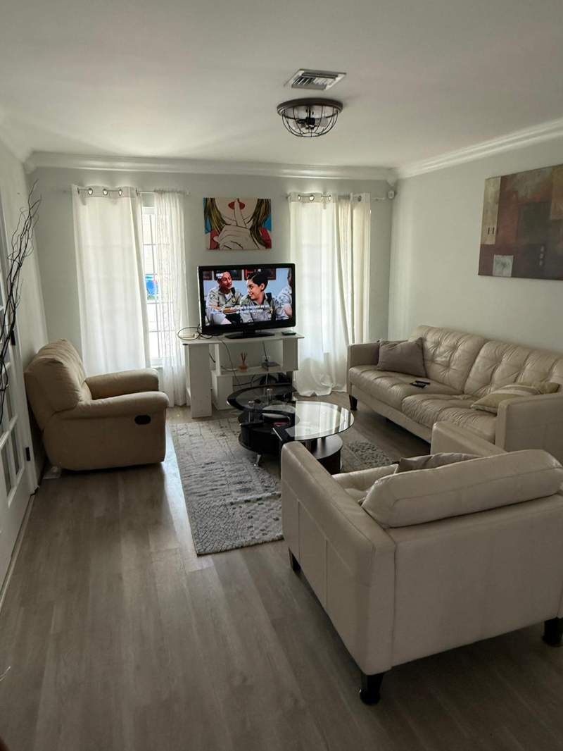3 bedroom Single Family Residence at 3400 Ivy Way, Meadows Of Miramar, Miramar — photo 4