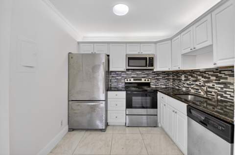 506 E Capri Road #506, Delray Beach FL - photo 16 of 80
