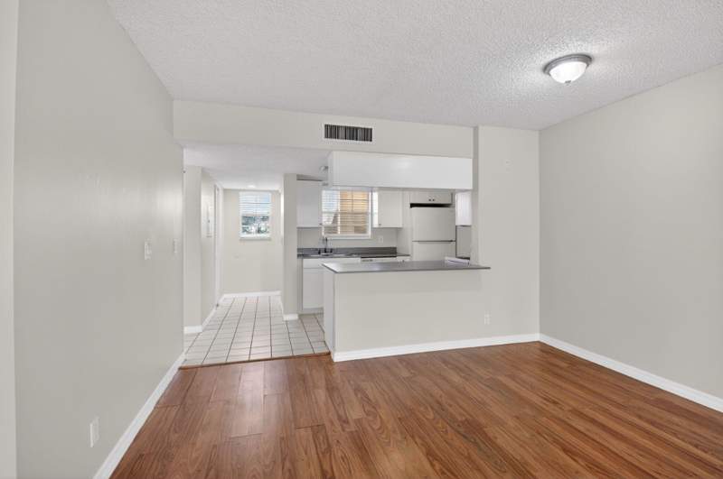 2 bedroom Condominium at 6339 La Costa Drive #D, Addison Pointe At Boca Raton Condo, Boca Raton — photo 5