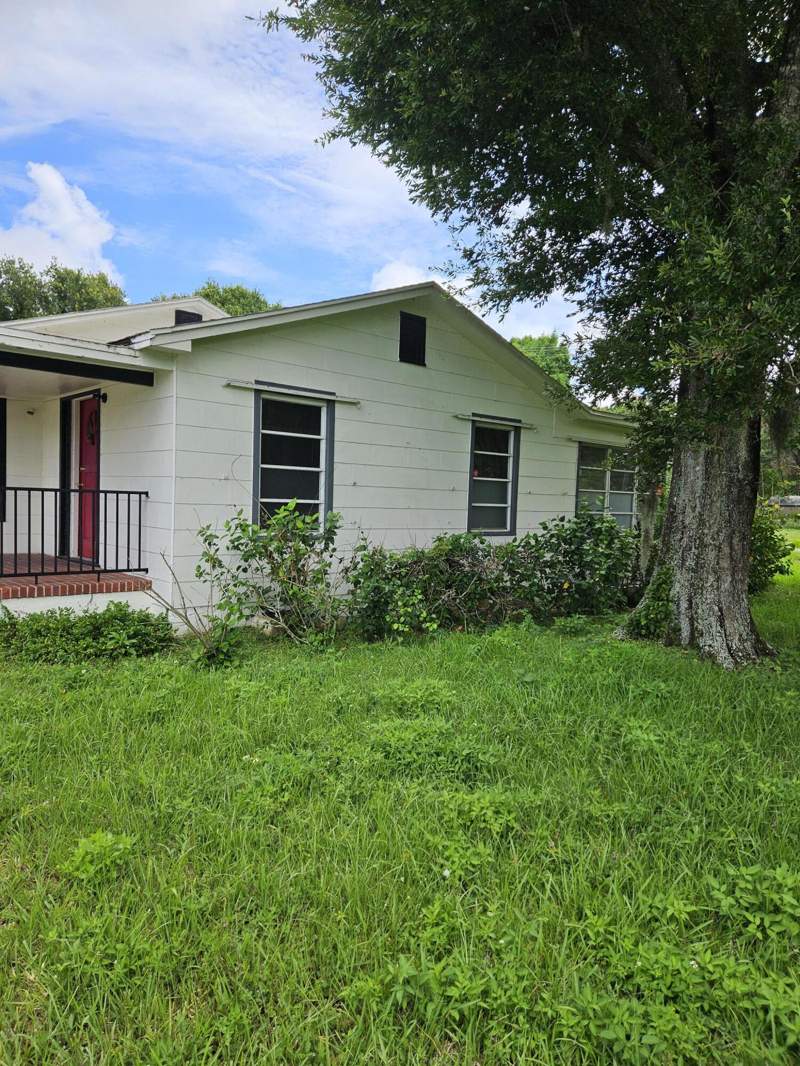 2 bedroom Single Family Residence at 2304 S 41st Street, Pinehurst S/D Blk 2 Lots 4 And 5 (0.30 Ac) (Or 367, Fort Pierce — photo 4