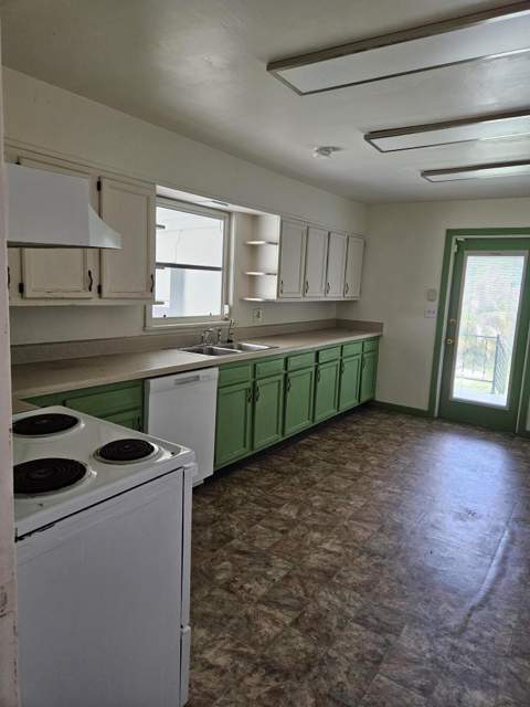 2304 S 41st Street, Fort Pierce FL - photo 8 of 11