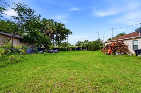 823 Doctor Martin Luther King Junior Boulevard #823, Pompano Beach FL - photo 6 of 45