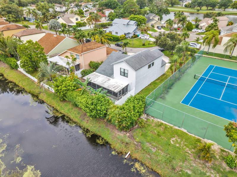 4 bedroom Single Family Residence at 143 W Tara Lakes Dr Drive, Lakes Of Tara Unit 2, Boynton Beach — photo 4