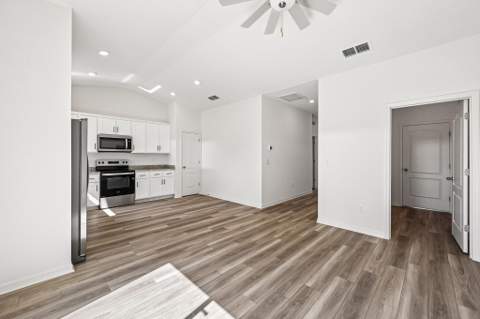 5808 Sunset Boulevard, Fort Pierce FL - photo 12 of 27