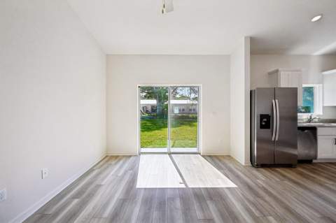5808 Sunset Boulevard, Fort Pierce FL - photo 14 of 27