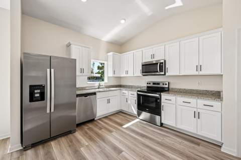 5808 Sunset Boulevard, Fort Pierce FL - photo 18 of 27
