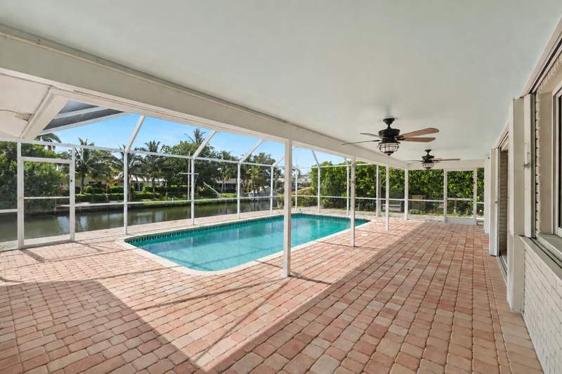 4 bedroom Single Family Residence at 4020 NE 24th Avenue, Venetian Isles 2nd Sec, Lighthouse Point — photo 3