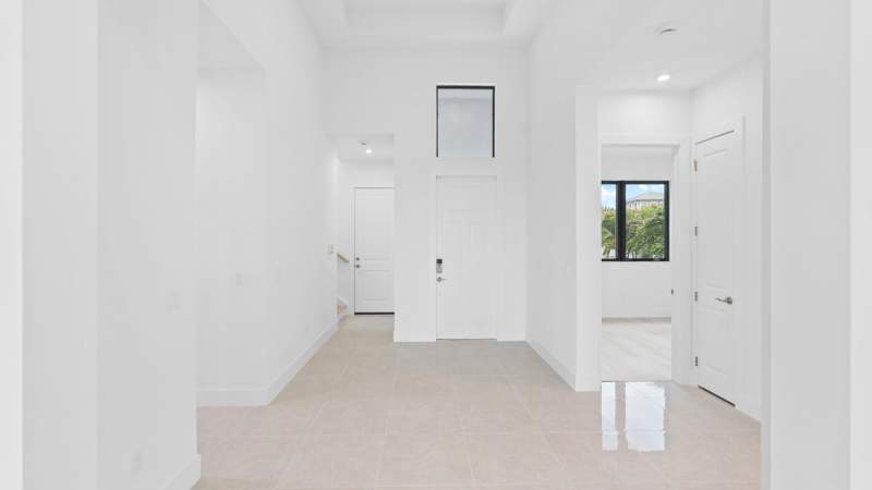 4 bedroom Single Family Residence at 13928 Vivant Drive, L'Ambiance at Avenir, Palm Beach Gardens — photo 4