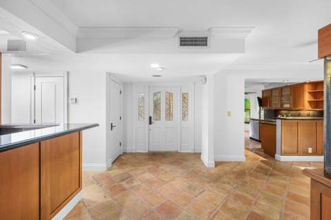 16 Via Lago, Boynton Beach FL - photo 6 of 45