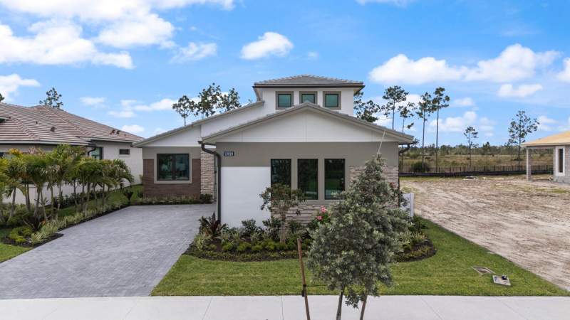 4 bedroom Single Family Residence at 13928 Vivant Drive, L'Ambiance at Avenir, Palm Beach Gardens — photo 2