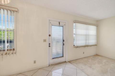 3044 Lincoln C, Boca Raton FL - photo 14 of 100