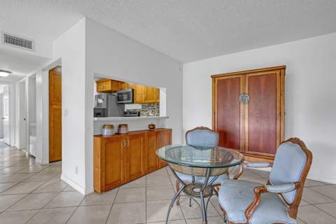 3630 Alder Drive #Apt H1, West Palm Beach FL - photo 10 of 34