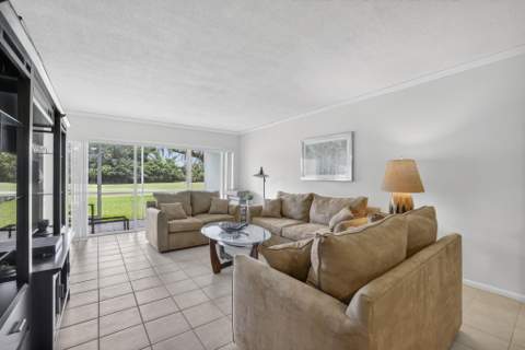 3150 N Palm Aire Drive #108, Pompano Beach FL - photo 10 of 43