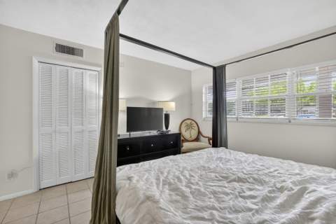 3150 N Palm Aire Drive #108, Pompano Beach FL - photo 21 of 43