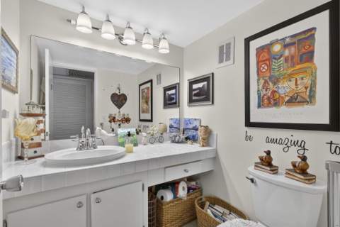 308 Greenbrier A, West Palm Beach FL - photo 10 of 37