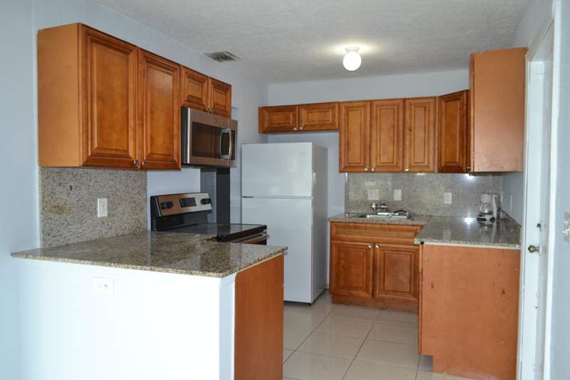 4 bedroom Single Family Residence at 608 NW 20th Court, Liberty Park Estates Sec 2, Pompano Beach — photo 3