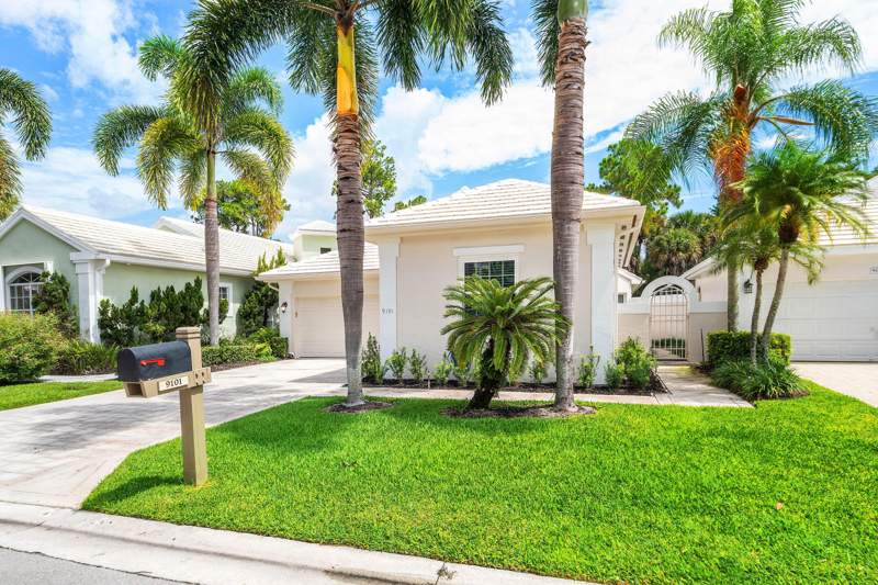 3 bedroom Single Family Residence at 9101 Baybury Lane, Breakers West 13, West Palm Beach — photo 2