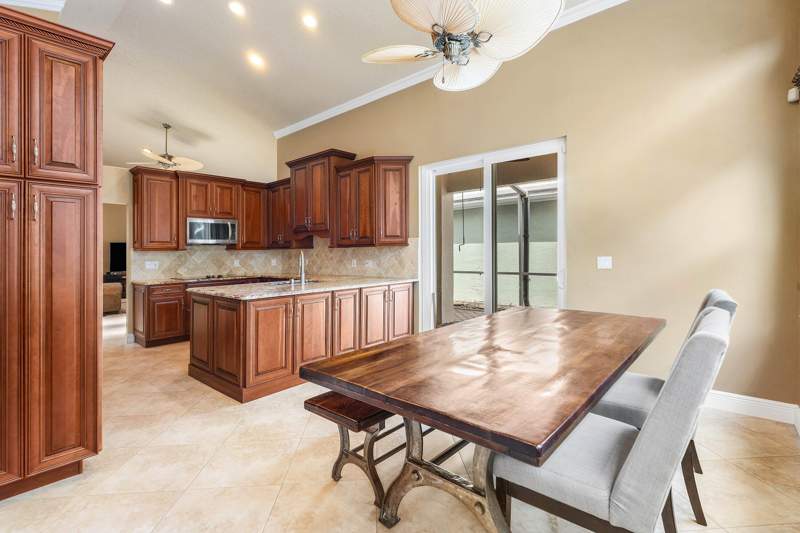 3 bedroom Single Family Residence at 9101 Baybury Lane, Breakers West 13, West Palm Beach — photo 3