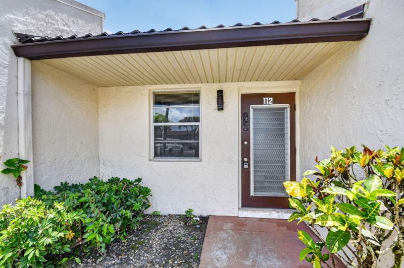 2 bedroom Villa at 112 Lake Olive Drive, Golden Lakes, Royal Palm Beach — photo 4