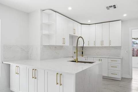 216 NE 23rd Avenue, Pompano Beach FL - photo 6 of 35