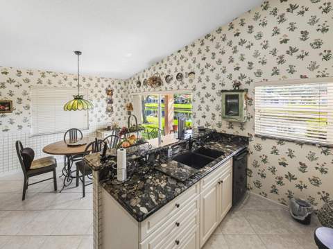 5122 Corbel Lake Way, Boynton Beach FL - photo 15 of 70