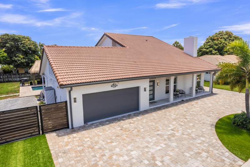 4 bedroom Single Family Residence at 1472 SW 13th Street, Boca Raton Square 16, Boca Raton — photo 2