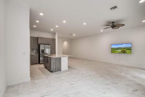 4829 Pointe Midtown Road, Palm Beach Gardens FL - photo 7 of 30
